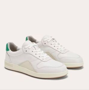 Like new! Everlane- The Court Sneaker